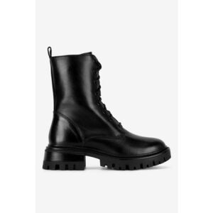 Botine cu toc si platforma imagine