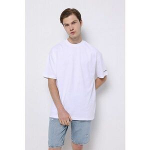 Tricou cu imprimeu text pe partea din spate imagine