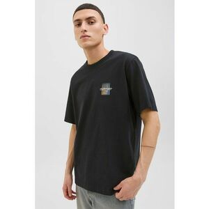 Tricou cu logo discret pe piept si decolteu la baza gatului imagine