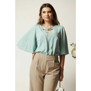 Bluza DY Fashion verde mint din voal vaporoasa cu aplicatie la decolteu imagine