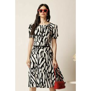 Rochie midi neagra in clos cu imprimeuri albe si curea in talie imagine