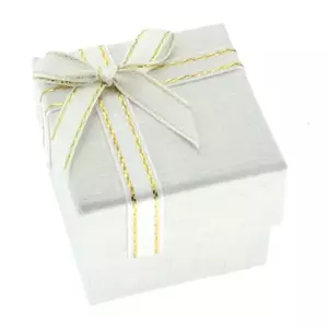 Cutie de cadou albă pentru bijuterii cu arc și motiv de cheie greacă imagine
