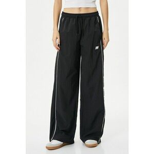 Pantaloni cu talie inalta si vipusca contrastanta imagine