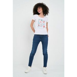 Tricou cu model floral si text imagine