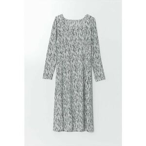 Rochie evazata cu model imagine