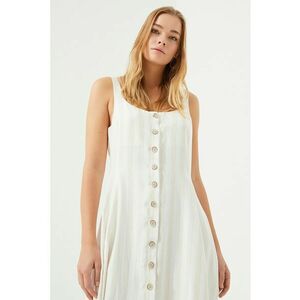 Rochie evazata din amestec de in imagine