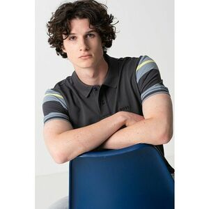 Tricou polo cu model in dungi contrastante imagine