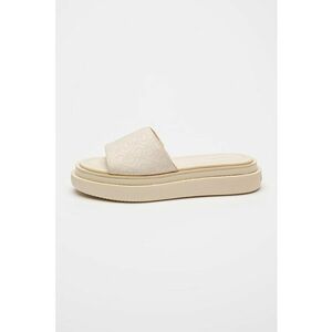 Papuci cu talpa flatform si model monograma imagine