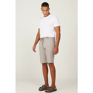 Bermude chino in dungi imagine