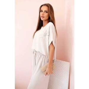 Set de bluza cu maneci scurte si detaliu floral si pantaloni - imagine