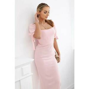 Rochie cu decolteu patrat - imagine