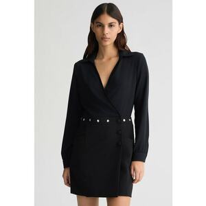 Rochie scurta cu model petrecut si decolteu in V imagine