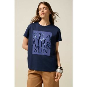 Tricou cu decolteu la baza gatului imagine