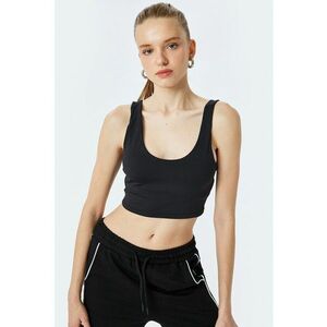 Top crop cu decolteu adanc imagine