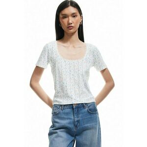 Tricou cu model si decolteu patrat imagine