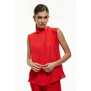 Bluza fara maneci cu decupaj imagine