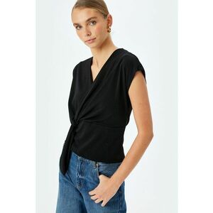 Bluza lejera cu nod imagine