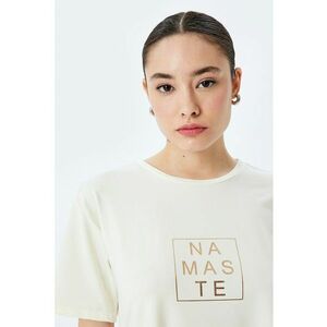 Tricou cu imprimeu text si slituri laterale imagine