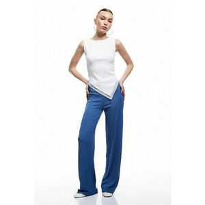 Pantaloni cu snur si croiala ampla imagine