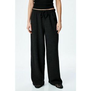 Pantaloni cu croiala dreapta si talie medie imagine