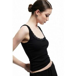 Top crop cu insertii de dantela imagine