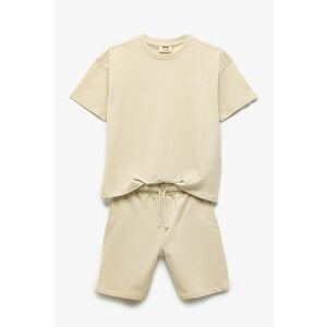Set de tricou si pantaloni scurti imagine