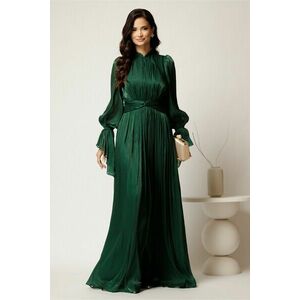 Rochie lunga verde din voal cu aspect satinat si maneci clopot la baza imagine