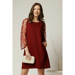 Rochie Andrea scurta bordo din stofa cu croi cambrat si maneci din dantela imagine
