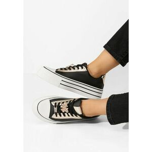 Tenisi dama Pamelia negri imagine