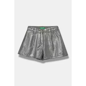 United Colors of Benetton pantaloni scurti jeans culoarea argintiu, neted, talie reglabila, 48UHC903D imagine