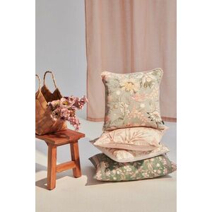 Medicine fata de perna decorativa imagine