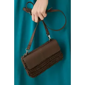 Medicine poseta culoarea maro imagine