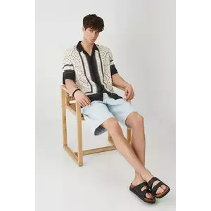 Medicine camasa barbati, culoarea negru, relaxed imagine