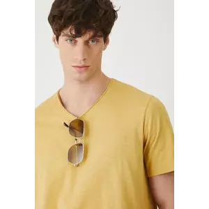 Medicine tricou din bumbac culoarea galben, neted imagine