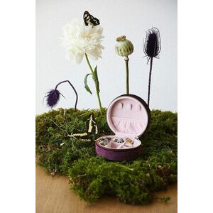 Medicine cutie de bijuterii culoarea violet imagine