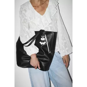 Medicine breloc imagine