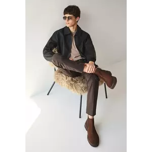 Medicine pantofi de piele intoarsa culoarea maro imagine