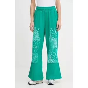 Puma pantaloni de trening din bumbac culoarea verde, cu imprimeu, 632845 imagine