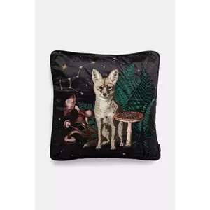 Medicine fata de perna decorativa imagine