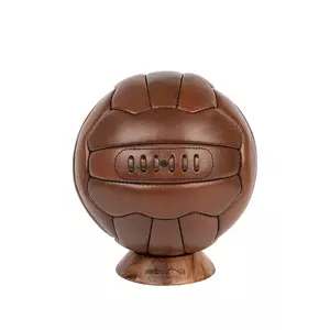 Rebond minge de piele culoarea maro imagine