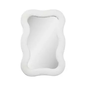 House Nordic oglindă de perete Bosaro 80 x 54 cm culoarea alb imagine