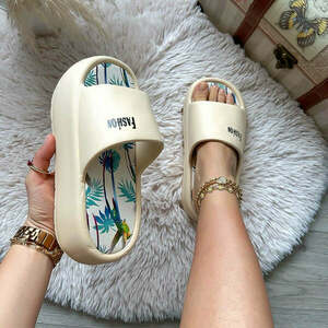 Saboti Papuci dama Crem XF34 imagine