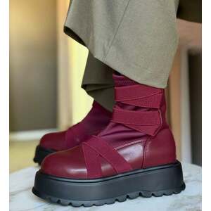 Ghete dama Shirley Grena imagine