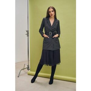 Sacou cambrat din amestec de lana cu revere decupate imagine