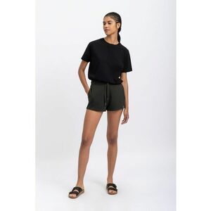 Pantaloni scurti cu talie inalta si snur imagine