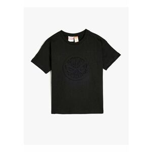 Tricou cu decolteu la baza gatului si detaliu in relief imagine