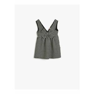 Rochie cu decolteu in V si detaliu cu funda imagine