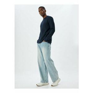 Bluza cu decolteu la baza gatului imagine