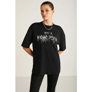 Tricou cu imprimeu text Maddie imagine