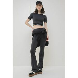 Pantaloni cu croiala ampla si talie medie imagine